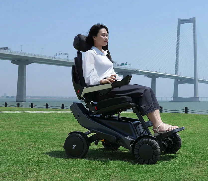 Xsto X12  AI+ Arazi Mobilite Robotu - Görsel 8